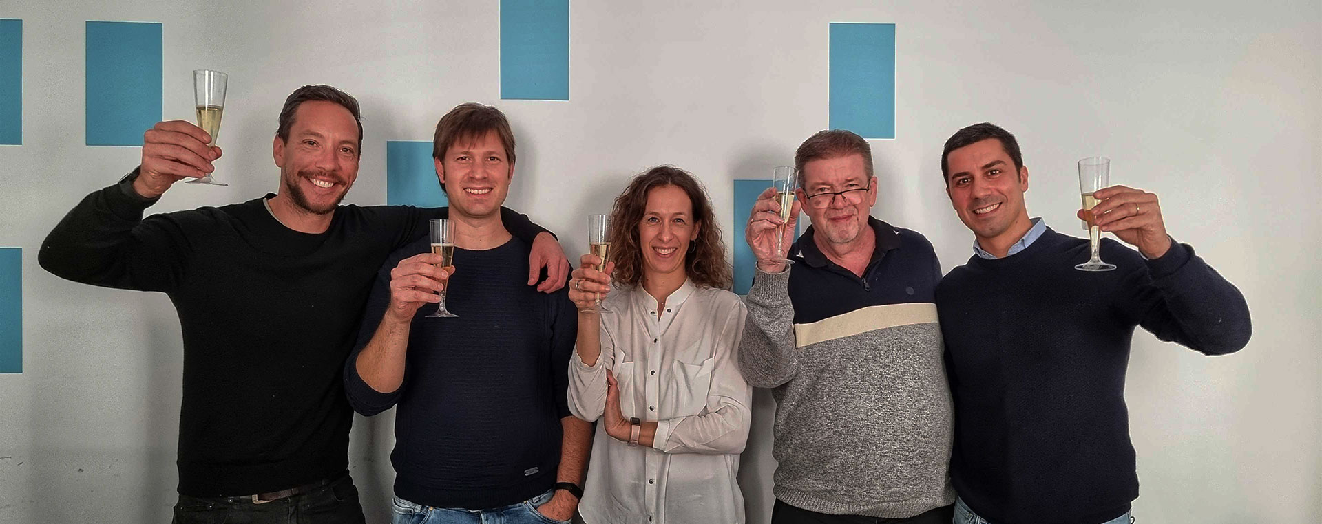 LORIOT management  celebrating the incestment closing