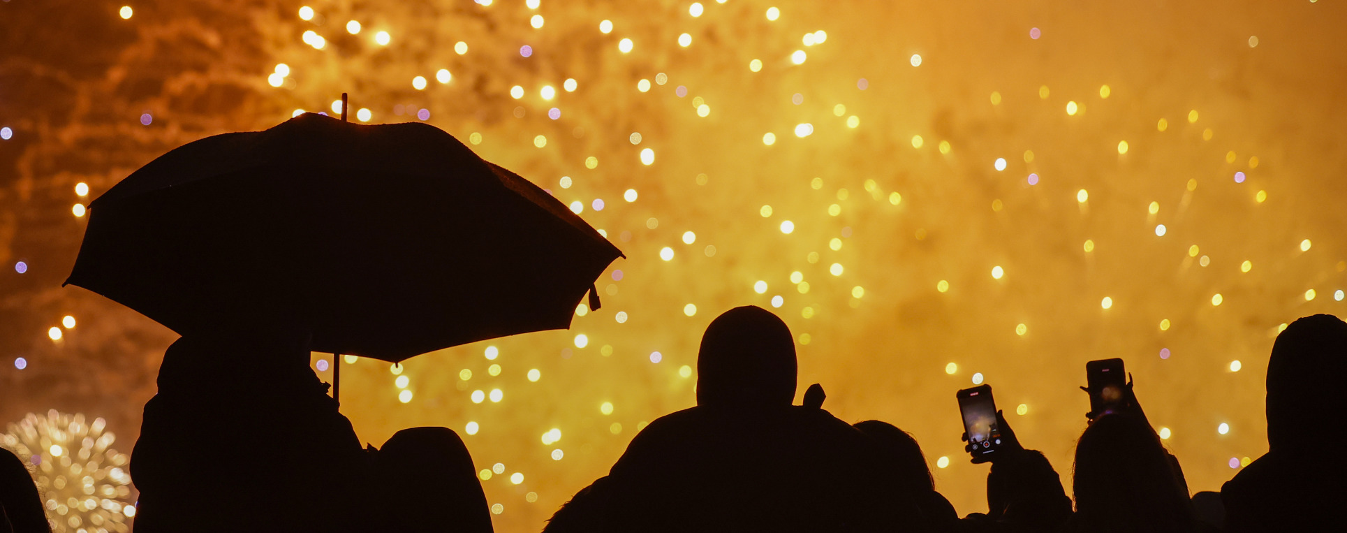 IoT meets Culture: Insights from monitoring Las Fallas